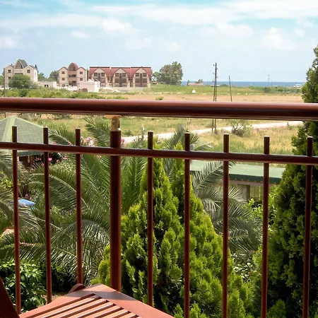 Hotel Papirus 2*