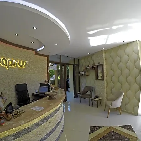 Papirus فندق