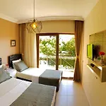 Papirus Hotel