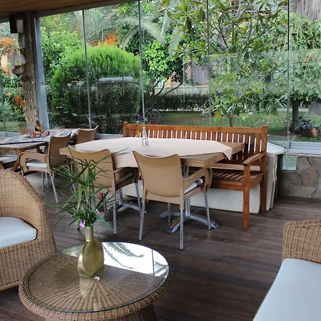 Papirus Otel 3*